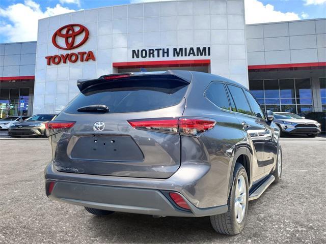 used 2022 Toyota Highlander car, priced at $27,535