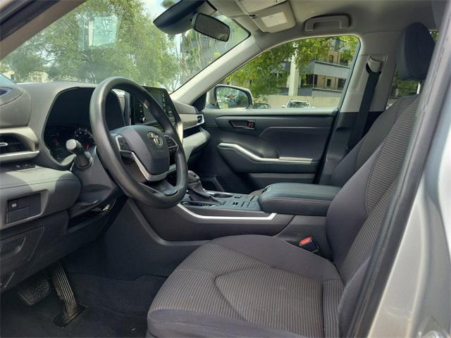 used 2022 Toyota Highlander car, priced at $28,395