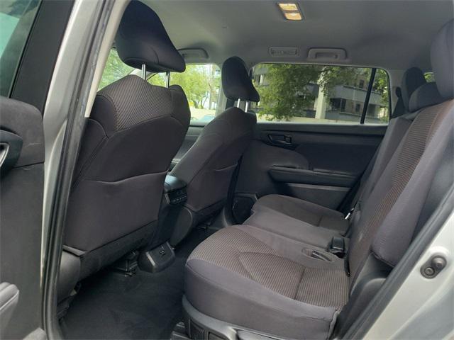 used 2022 Toyota Highlander car, priced at $28,395