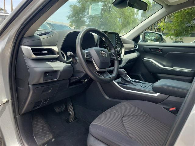 used 2022 Toyota Highlander car, priced at $28,395