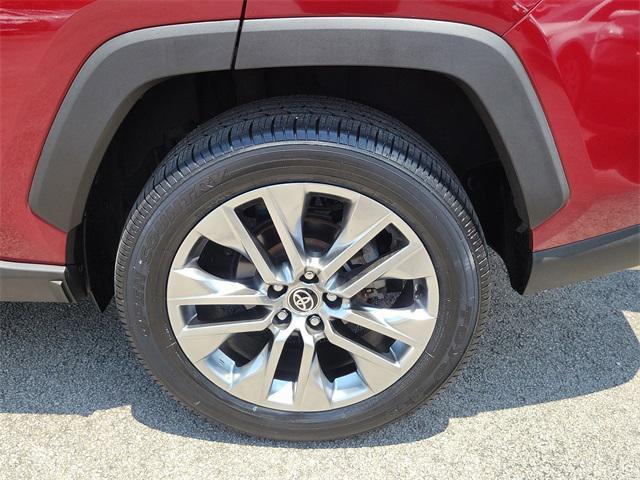 used 2020 Toyota RAV4 car, priced at $29,696
