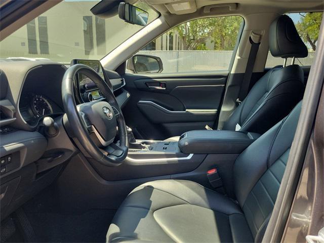 used 2024 Toyota Highlander car, priced at $36,256