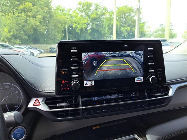 used 2022 Toyota Sienna car, priced at $38,729