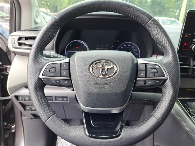 used 2022 Toyota Sienna car, priced at $38,729