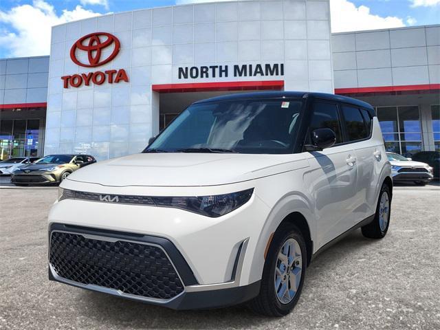 used 2025 Kia Soul car, priced at $20,118