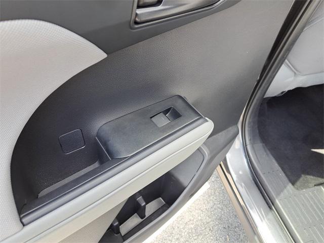 used 2023 Toyota Highlander car, priced at $31,399