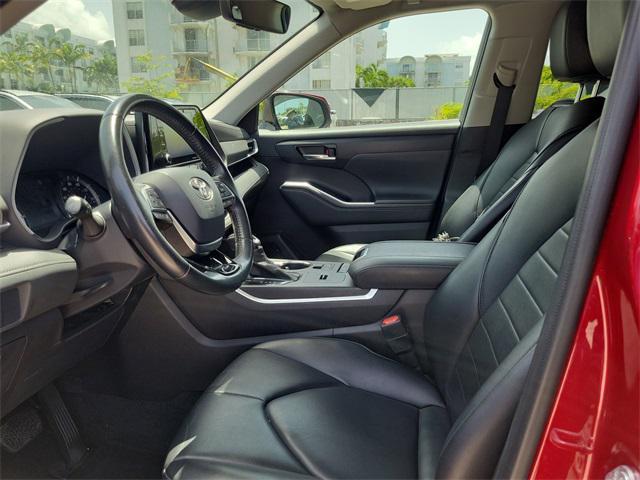 used 2021 Toyota Highlander car, priced at $27,149