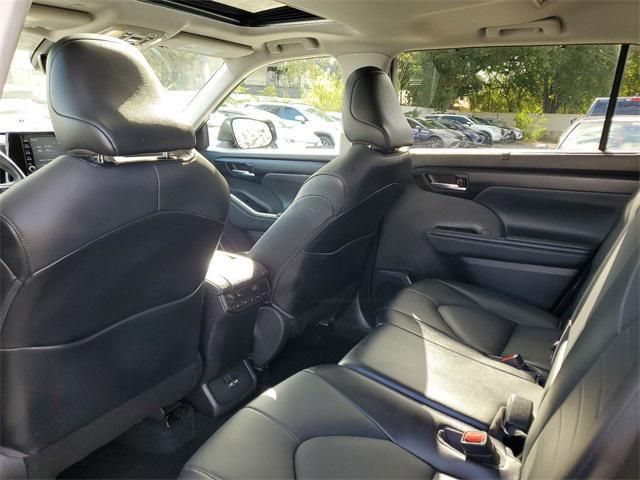 used 2021 Toyota Highlander car, priced at $33,996