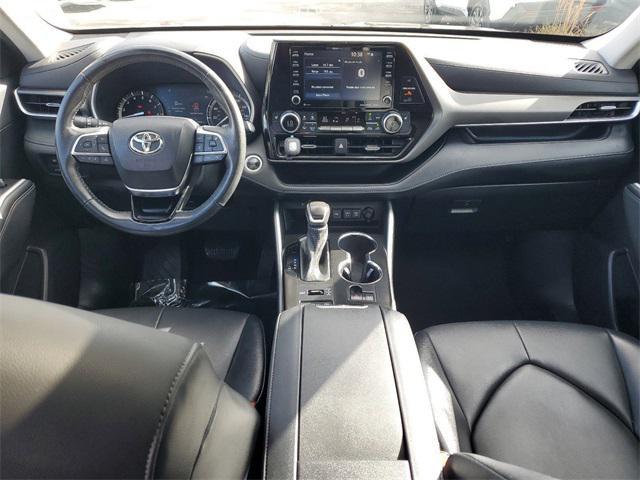 used 2021 Toyota Highlander car, priced at $33,996