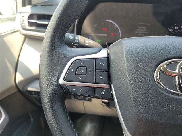 used 2023 Toyota Sienna car, priced at $36,491