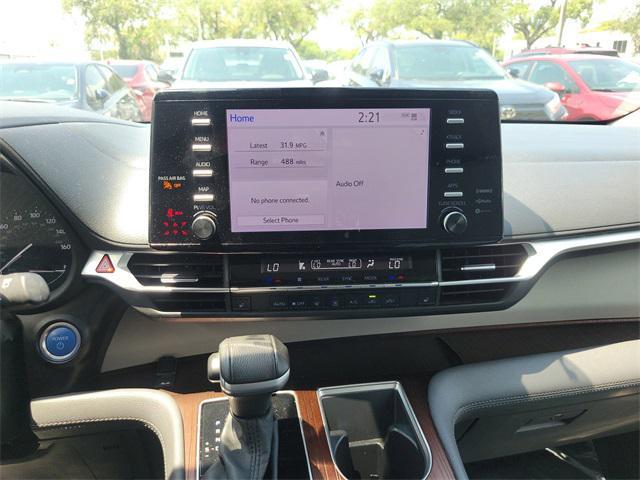 used 2023 Toyota Sienna car, priced at $36,491
