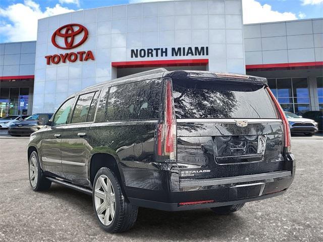 used 2019 Cadillac Escalade ESV car, priced at $30,793