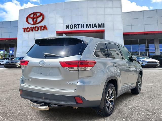 used 2018 Toyota Highlander car, priced at $21,784
