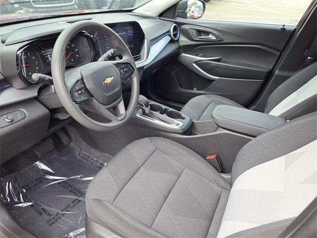 used 2025 Chevrolet Trax car, priced at $21,301