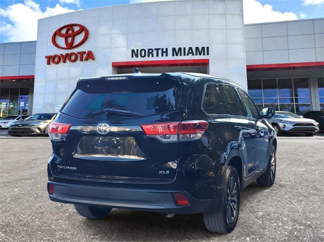 used 2019 Toyota Highlander car, priced at $23,495