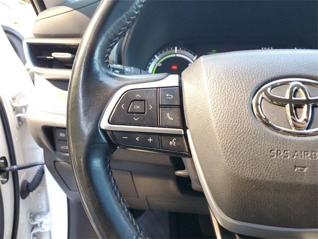 used 2023 Toyota Highlander Hybrid car, priced at $27,899