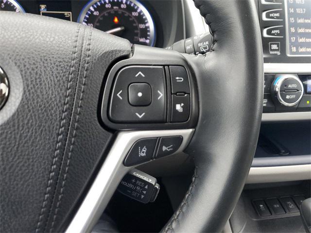 used 2019 Toyota Highlander car, priced at $30,994