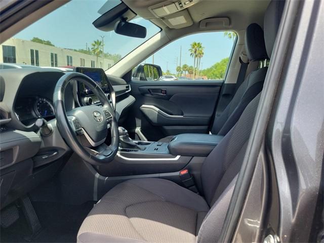 used 2023 Toyota Highlander Hybrid car, priced at $34,593