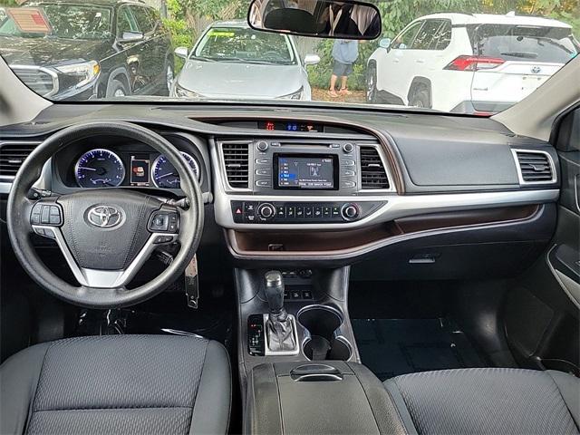 used 2019 Toyota Highlander car, priced at $23,745