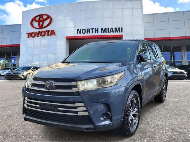 used 2019 Toyota Highlander car, priced at $23,745