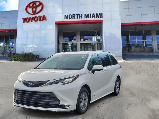 used 2021 Toyota Sienna car, priced at $37,694