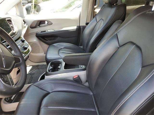 used 2023 Chrysler Pacifica car, priced at $18,988