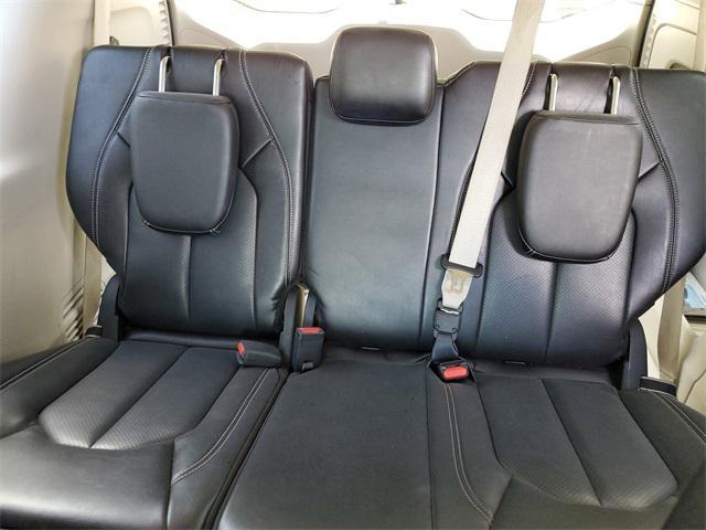 used 2023 Chrysler Pacifica car, priced at $18,988