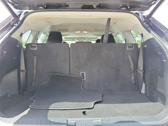 used 2023 Toyota Highlander car, priced at $32,999