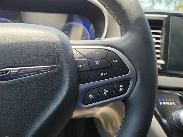 used 2024 Chrysler Pacifica car, priced at $27,596