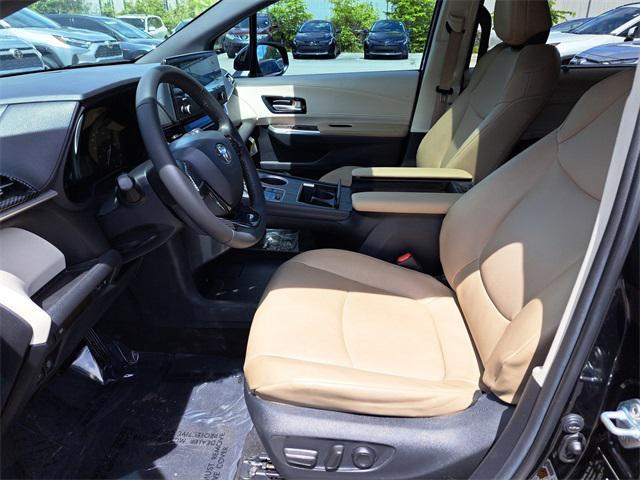 used 2024 Toyota Sienna car, priced at $40,404