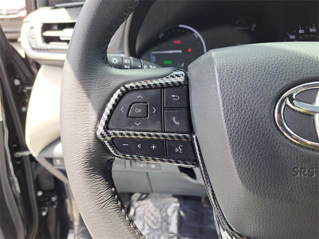 used 2024 Toyota Sienna car, priced at $40,404