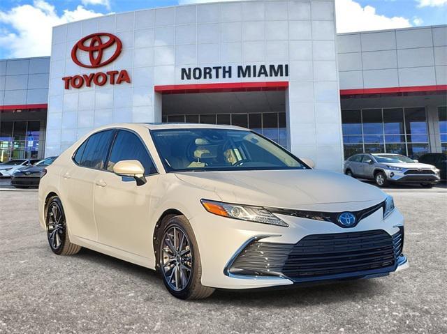 used 2022 Toyota Camry Hybrid car, priced at $26,907