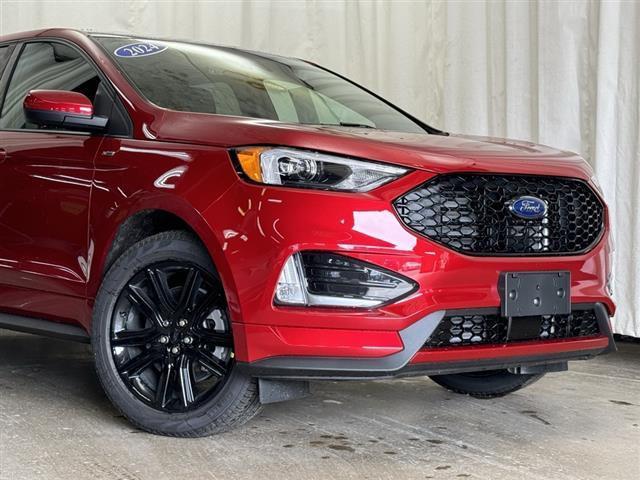new 2024 Ford Edge car, priced at $39,650