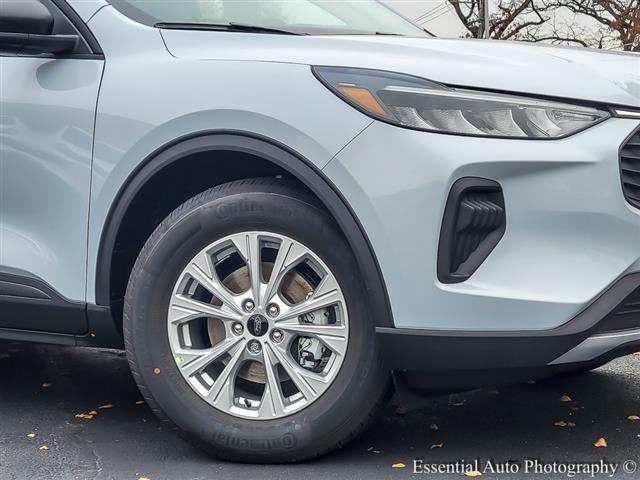 new 2025 Ford Escape car, priced at $27,633