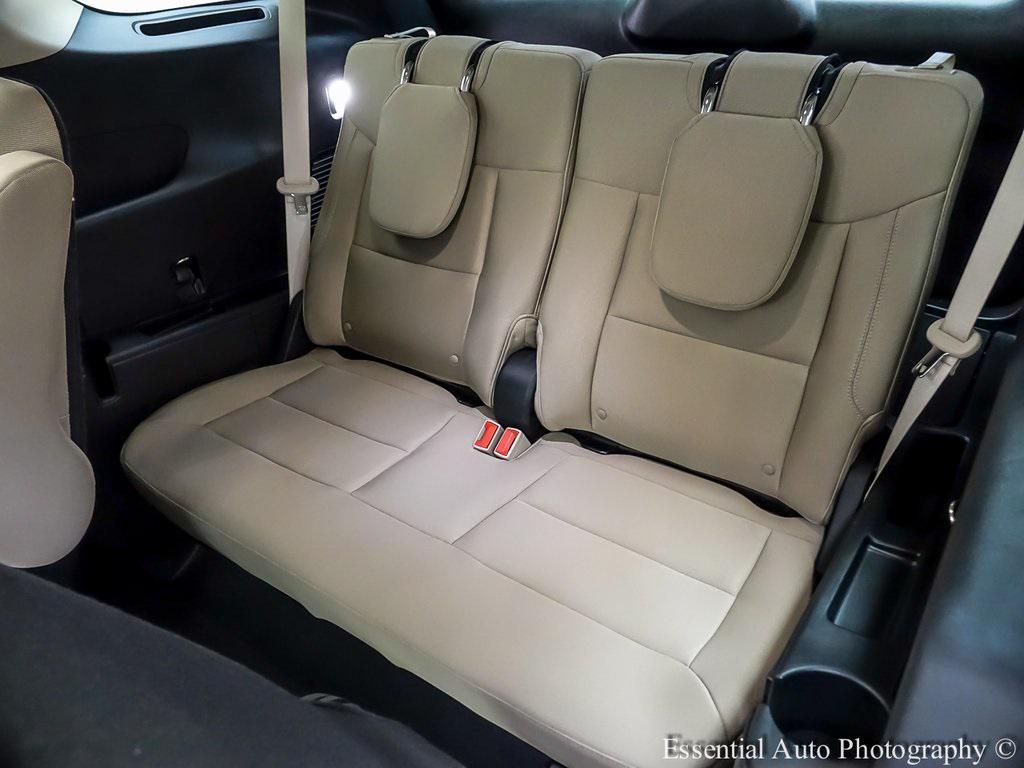 used 2022 Ford Explorer car, priced at $31,900