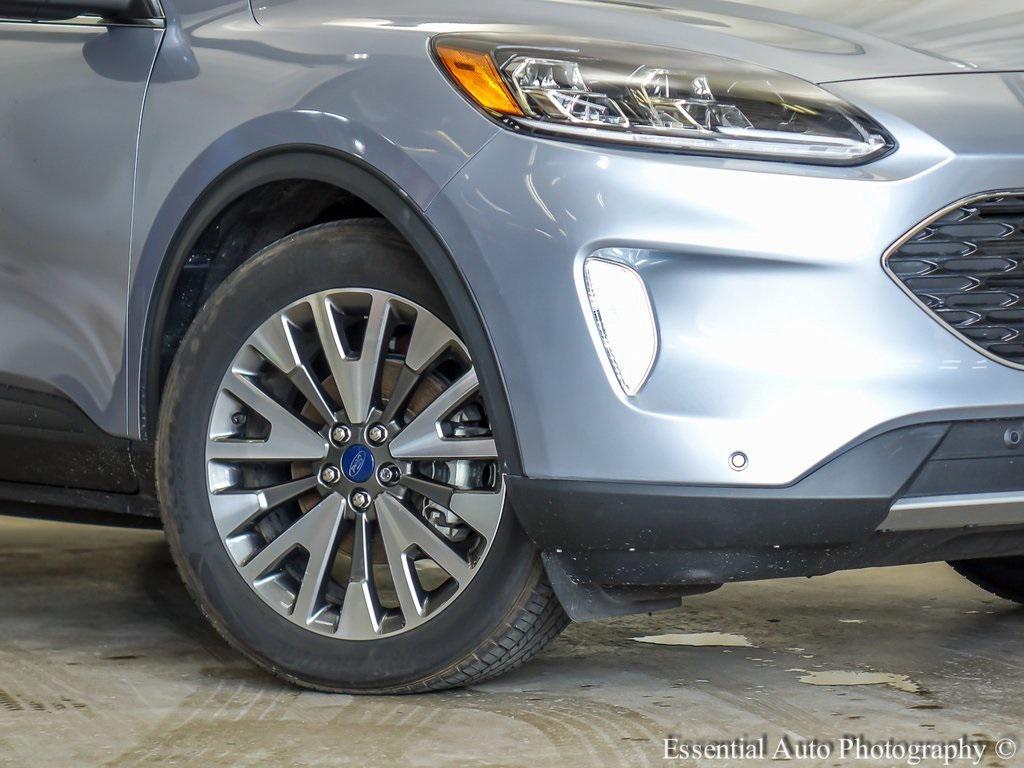 used 2022 Ford Escape car, priced at $28,300