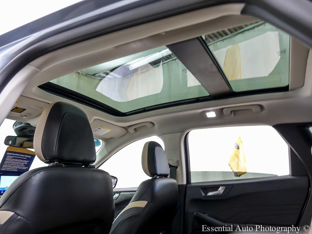 used 2022 Ford Escape car, priced at $28,300