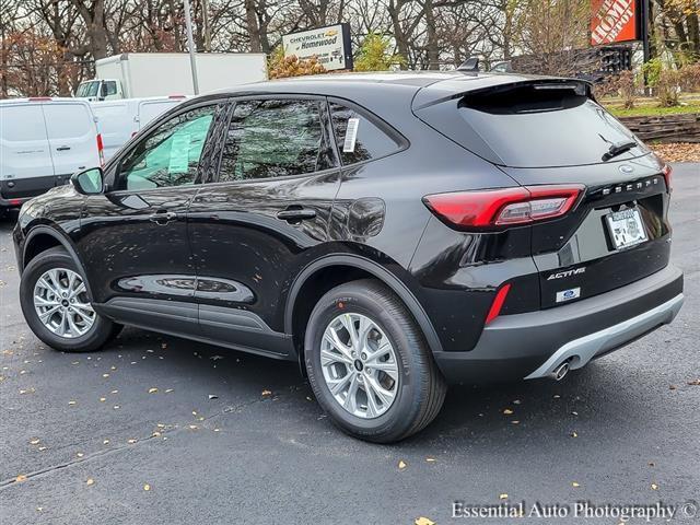 new 2025 Ford Escape car, priced at $27,588