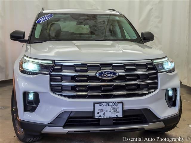 new 2025 Ford Explorer car, priced at $45,297