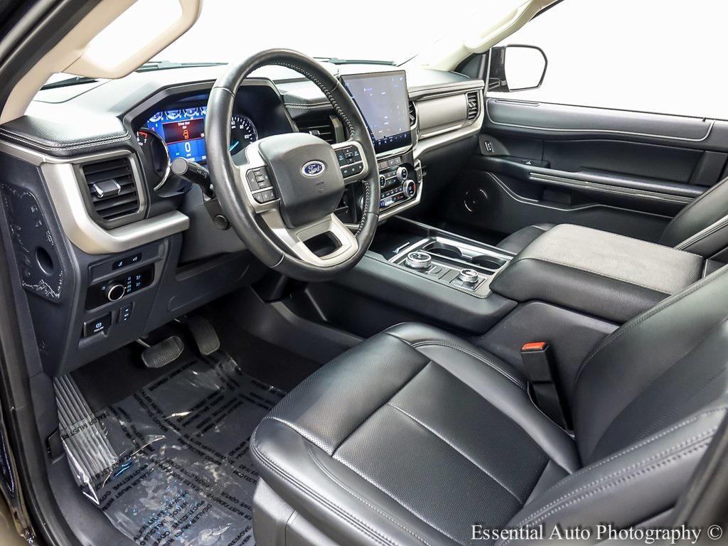 used 2024 Ford Expedition Max car, priced at $60,000