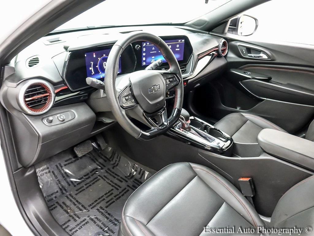 used 2025 Chevrolet Trax car, priced at $24,364