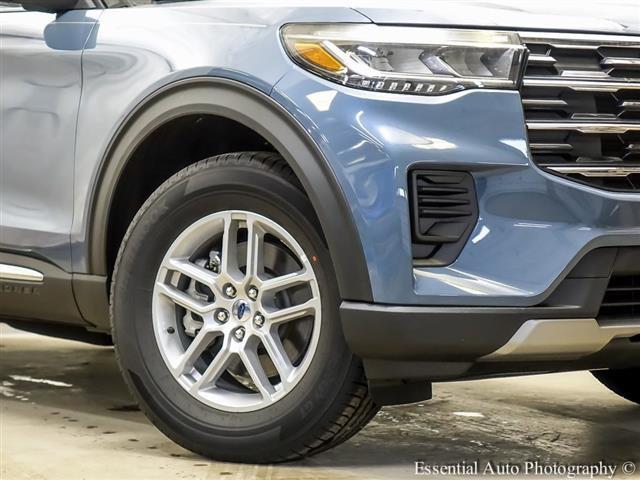 new 2025 Ford Explorer car, priced at $39,446