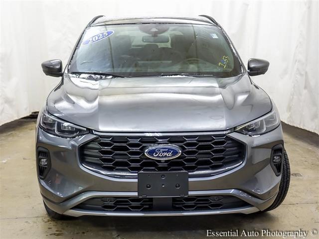 new 2025 Ford Escape car, priced at $38,268