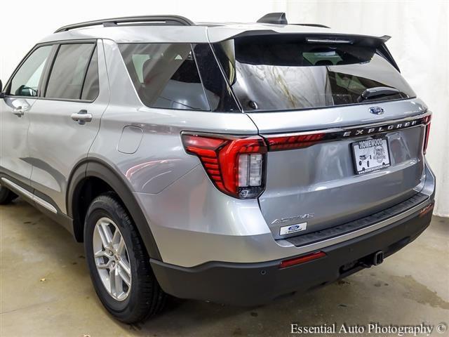 new 2025 Ford Explorer car, priced at $38,518