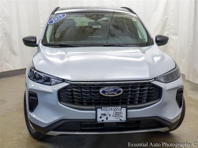 new 2025 Ford Escape car, priced at $30,080