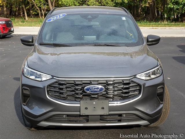 new 2025 Ford Escape car, priced at $26,746