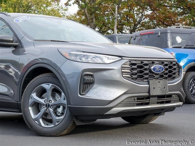 new 2025 Ford Escape car, priced at $26,746