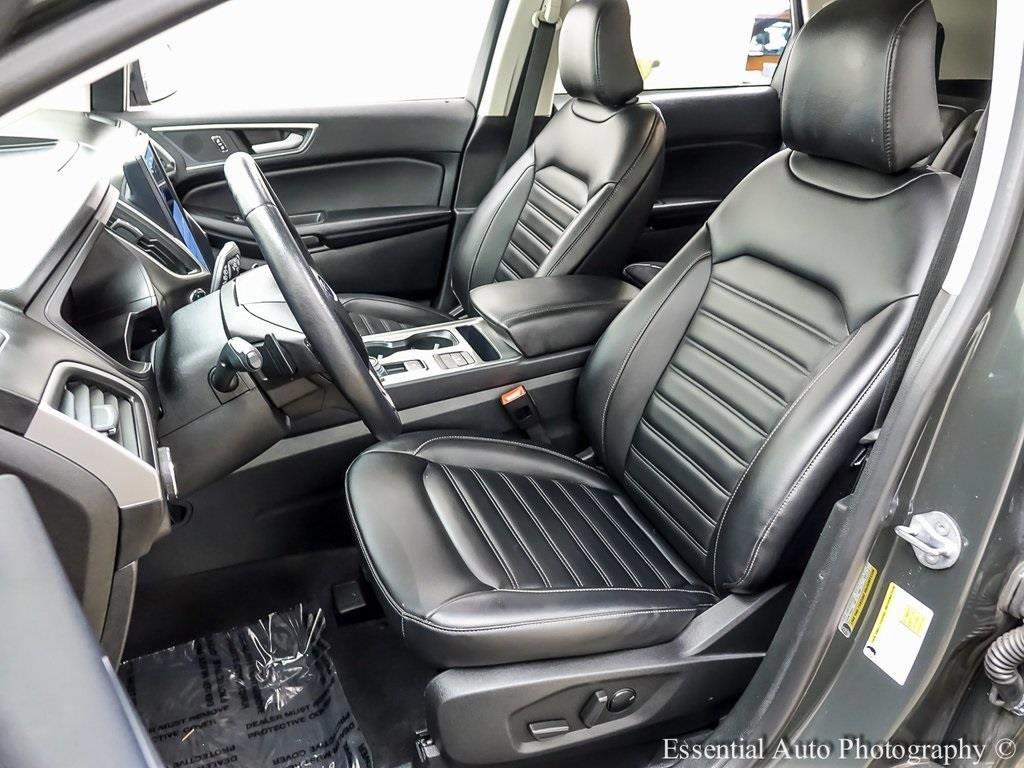 used 2024 Ford Edge car, priced at $26,895