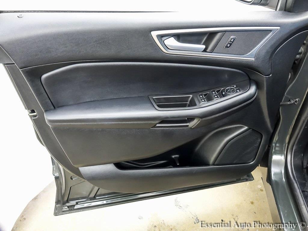 used 2024 Ford Edge car, priced at $26,895