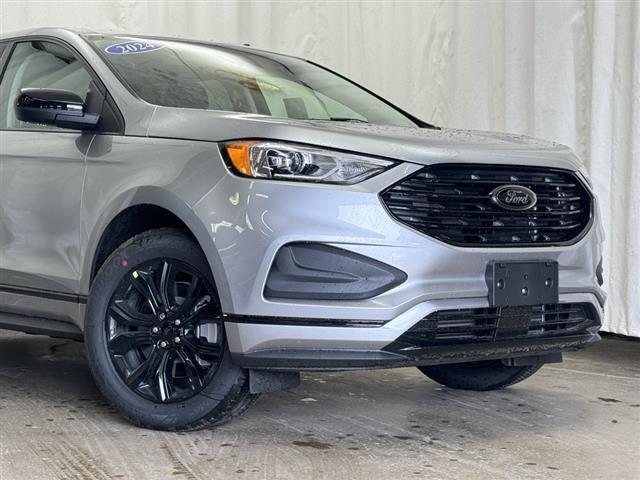 new 2024 Ford Edge car, priced at $32,987